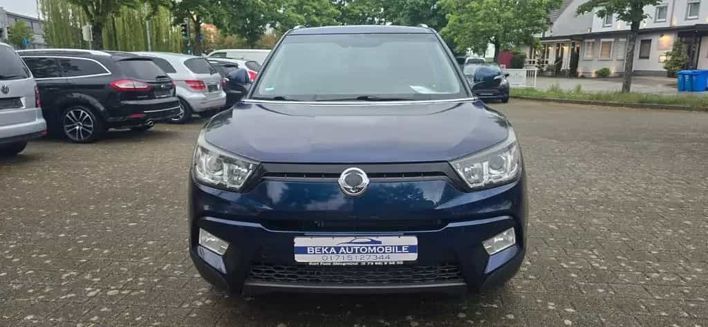 Ssangyong Tivoli 1.6 e-XGi 160 QUARTZ 2WD R Kamera 05/2015-photo-0