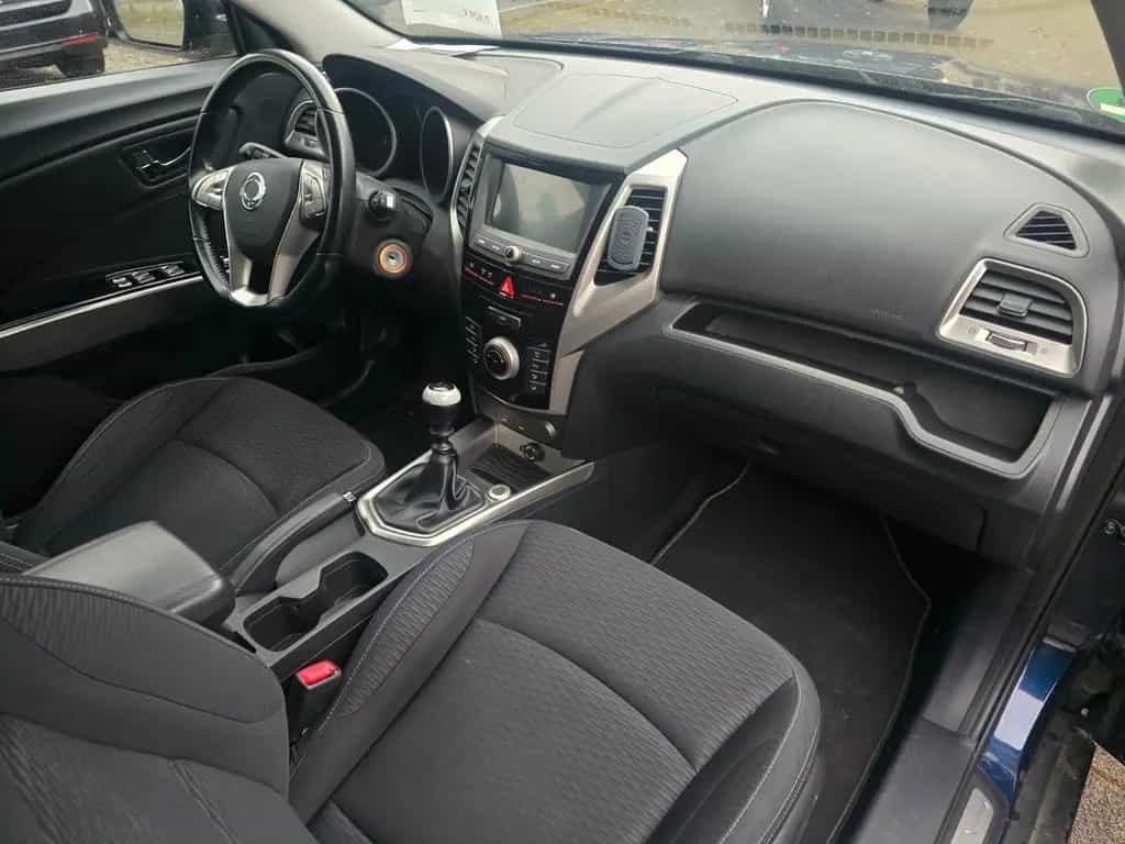 Ssangyong Tivoli 1.6 e-XGi 160 QUARTZ 2WD R Kamera 05/2015-photo-10