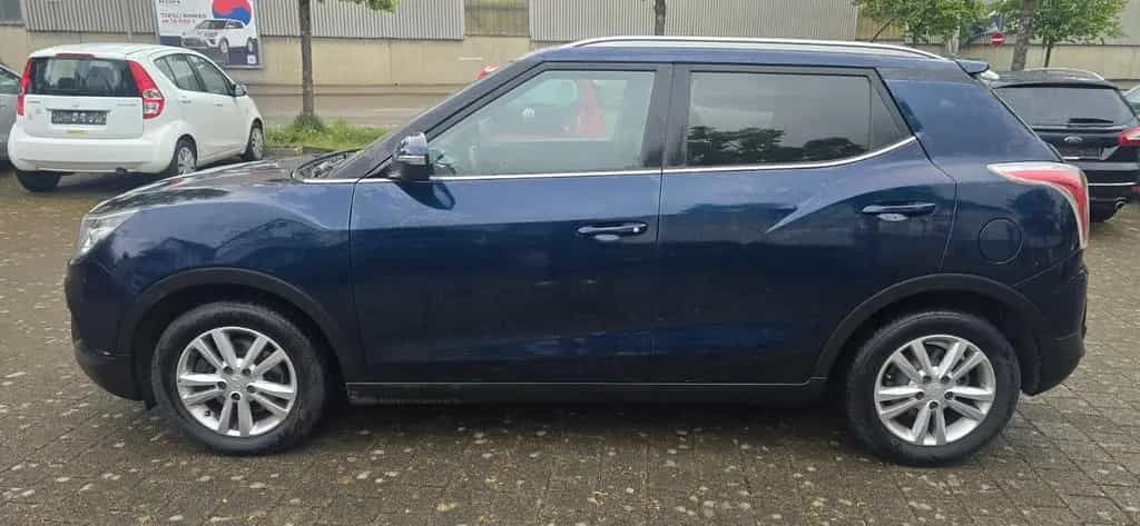 Ssangyong Tivoli 1.6 e-XGi 160 QUARTZ 2WD R Kamera 05/2015-photo-4