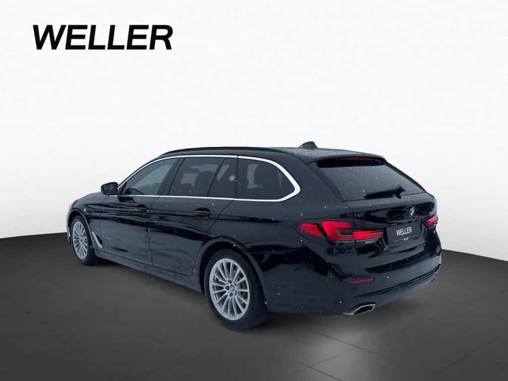 BMW 5 Series 520d xDrive Touring Laser,DAProf,HuD,PA,LiCoPro 08/2021-photo-3