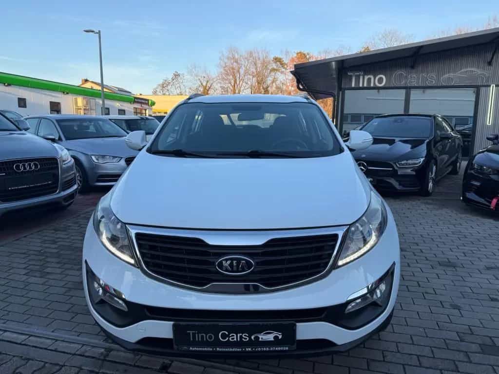 Kia Sportage Vision 2WD 2.Hand Tuv neu 1.j Garantie 12/2010-photo-1
