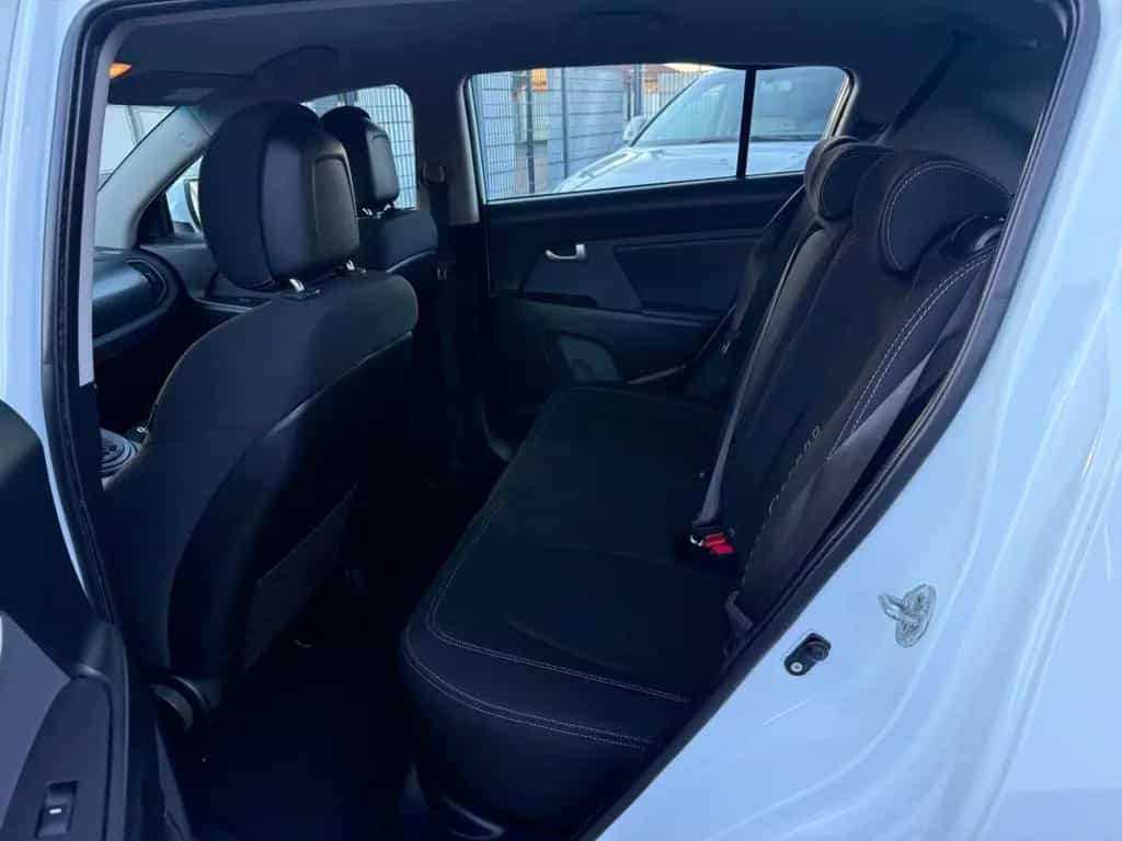 Kia Sportage Vision 2WD 2.Hand Tuv neu 1.j Garantie 12/2010-photo-10
