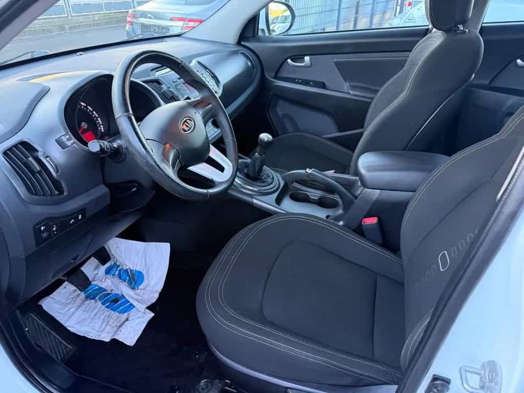 Kia Sportage Vision 2WD 2.Hand Tuv neu 1.j Garantie 12/2010-photo-14