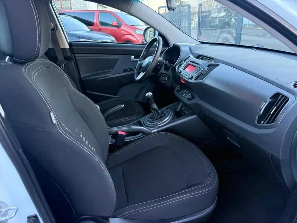 Kia Sportage Vision 2WD 2.Hand Tuv neu 1.j Garantie 12/2010-photo-17