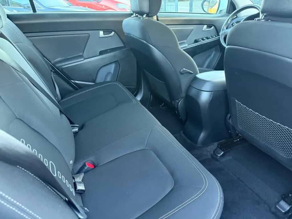 Kia Sportage Vision 2WD 2.Hand Tuv neu 1.j Garantie 12/2010-photo-19
