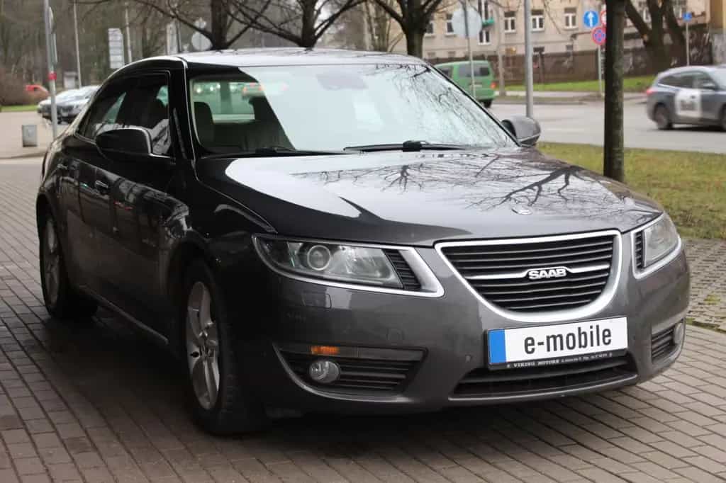 Saab 9-5 Lim. Turbo  XWD Vector - Orig. KM, 2. Hand 12/2010-photo-4