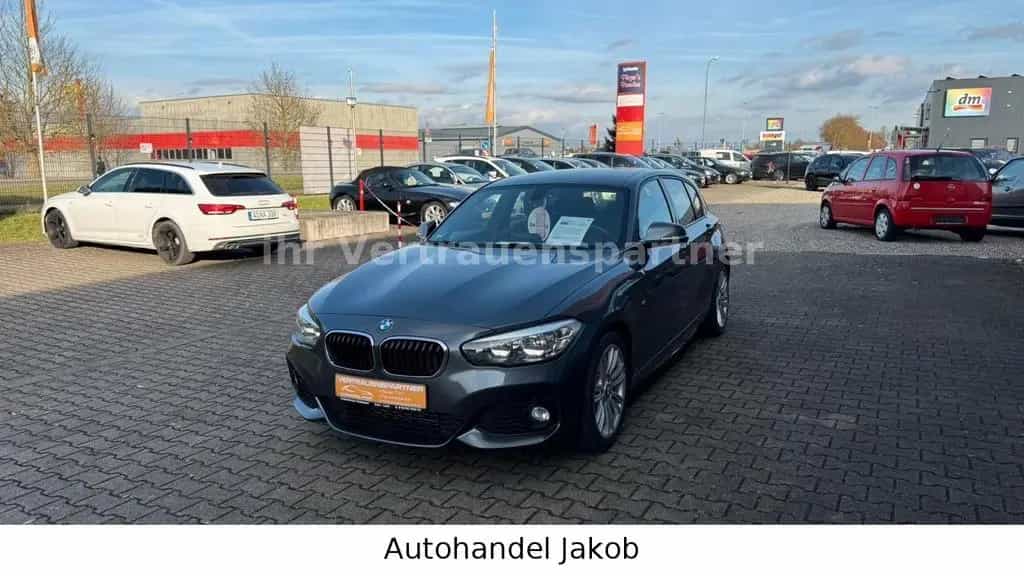 BMW 1 Series i/M Sport/Tüv&Service Neu (Premium Garantie) 05/2017-photo-3