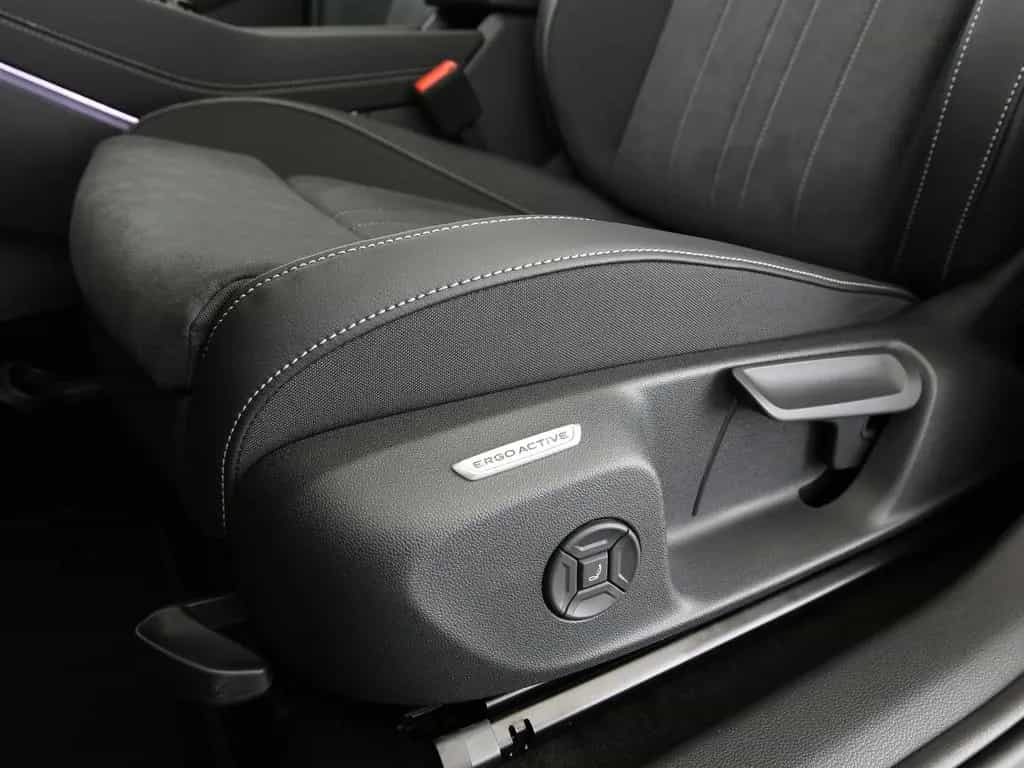 Volkswagen T-Roc 1.5 eTSI 150 PS DSG Style !! bis 25.05. !! null-photo-15