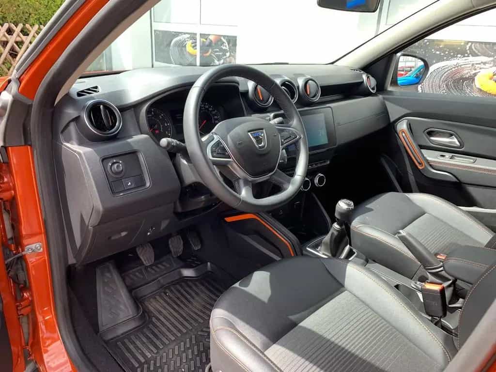 Dacia Duster Extreme 1.3 TCe 130 SHZ+NAVI+360° KAMERA 06/2022-photo-10