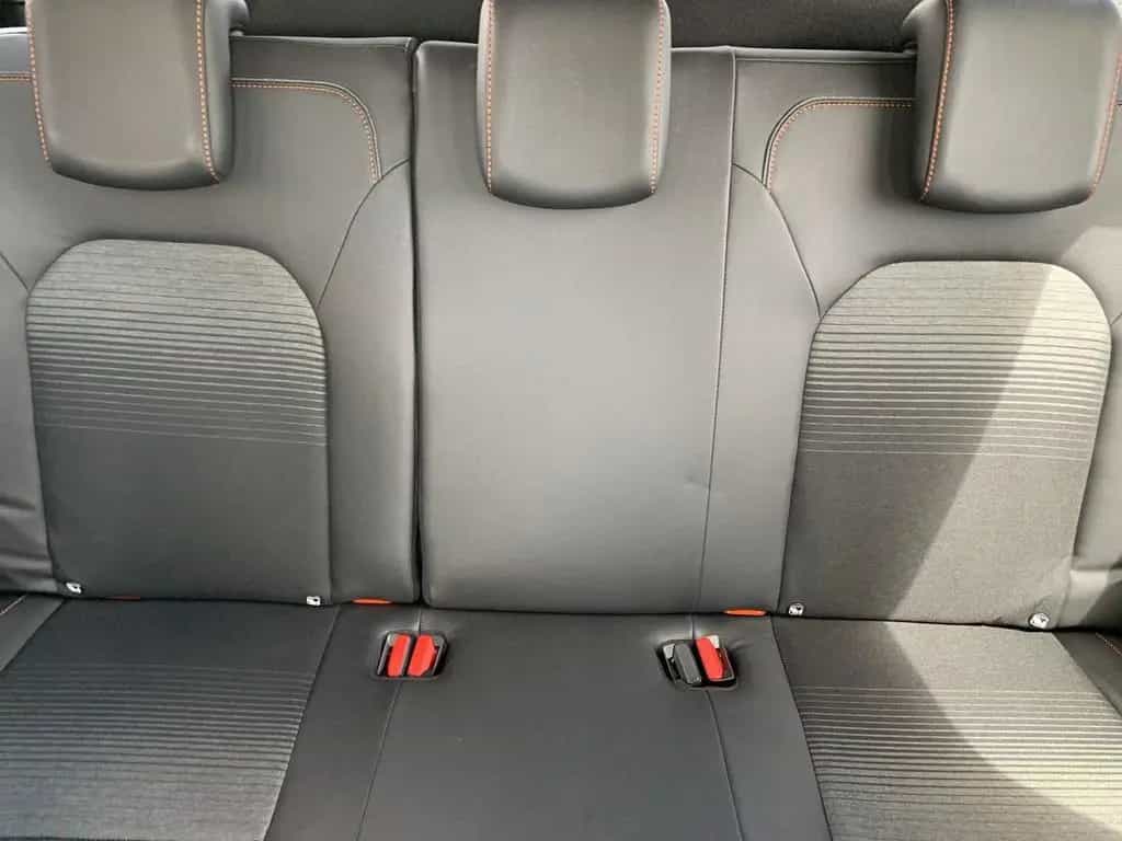 Dacia Duster Extreme 1.3 TCe 130 SHZ+NAVI+360° KAMERA 06/2022-photo-31