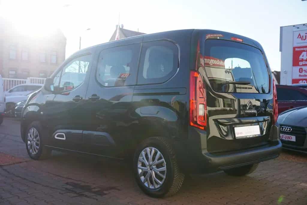 Citroën Berlingo 1.5 Blue-HDi MPV Feel M Android Apple 05/2023-photo-1