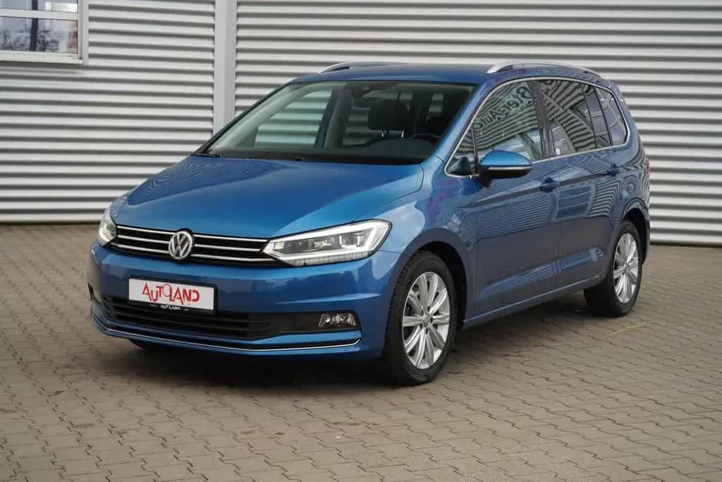 Volkswagen Touran 1.5 TSI DSG Highline LED Navi AHK Kamera 12/2019-photo-1