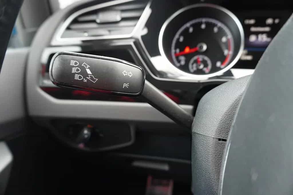 Volkswagen Touran 1.5 TSI DSG Highline LED Navi AHK Kamera 12/2019-photo-14