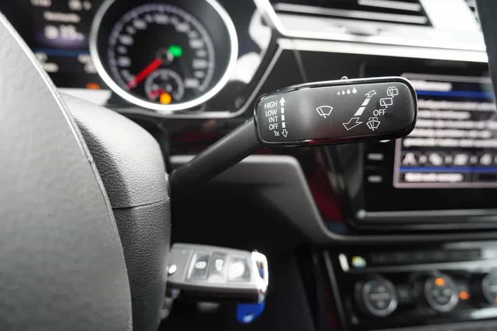 Volkswagen Touran 1.5 TSI DSG Highline LED Navi AHK Kamera 12/2019-photo-15