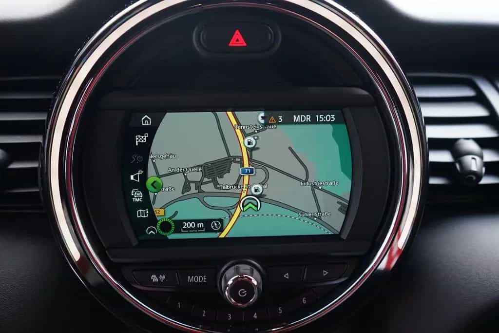 MINI Cooper 1.5 Chili LED Navi Sitzheizung PDC 09/2018-photo-10