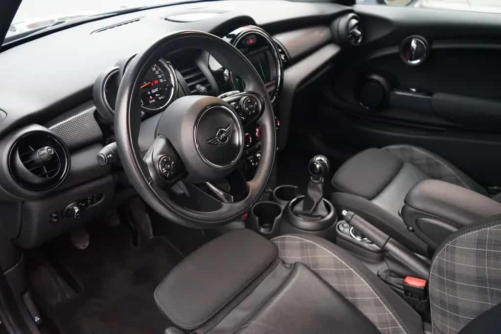 MINI Cooper 1.5 Chili LED Navi Sitzheizung PDC 09/2018-photo-7