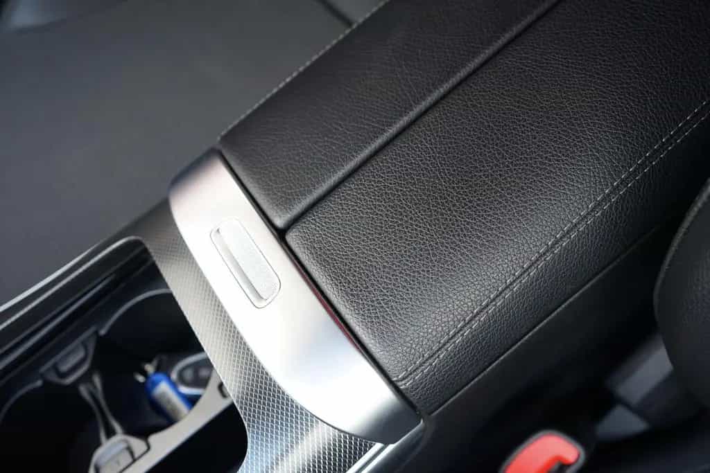Mercedes-Benz C 200 C200 T Avantgarde LED Navi ACC Kamera AHK DAB 01/2022-photo-19