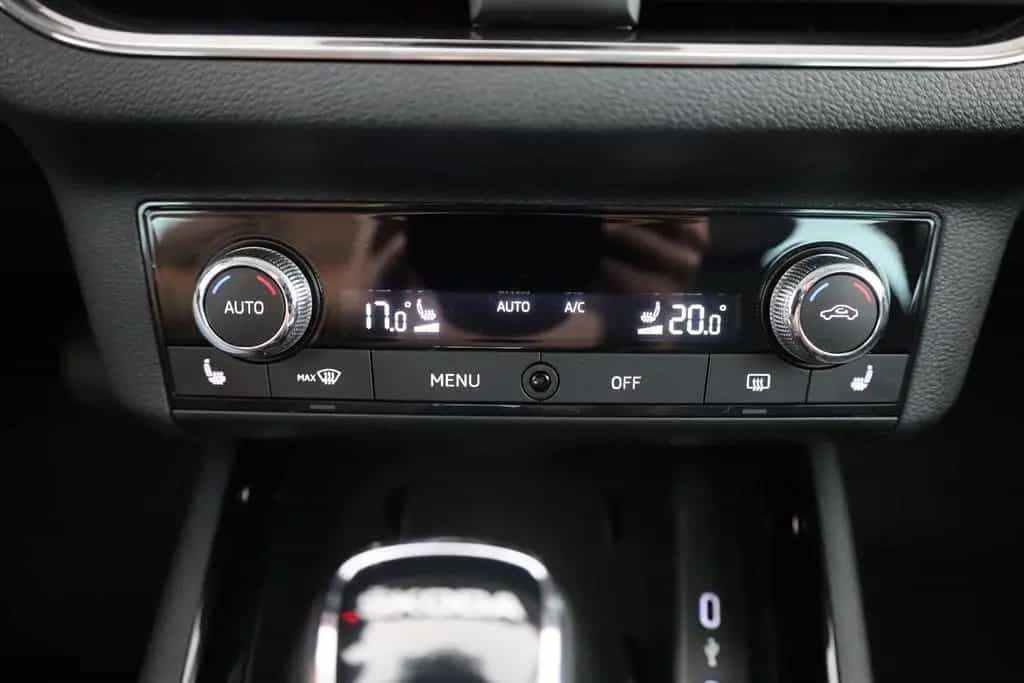 Skoda Kamiq 1.5 16V TSI Style LED Virtual Cockpit ACC 11/2020-photo-11