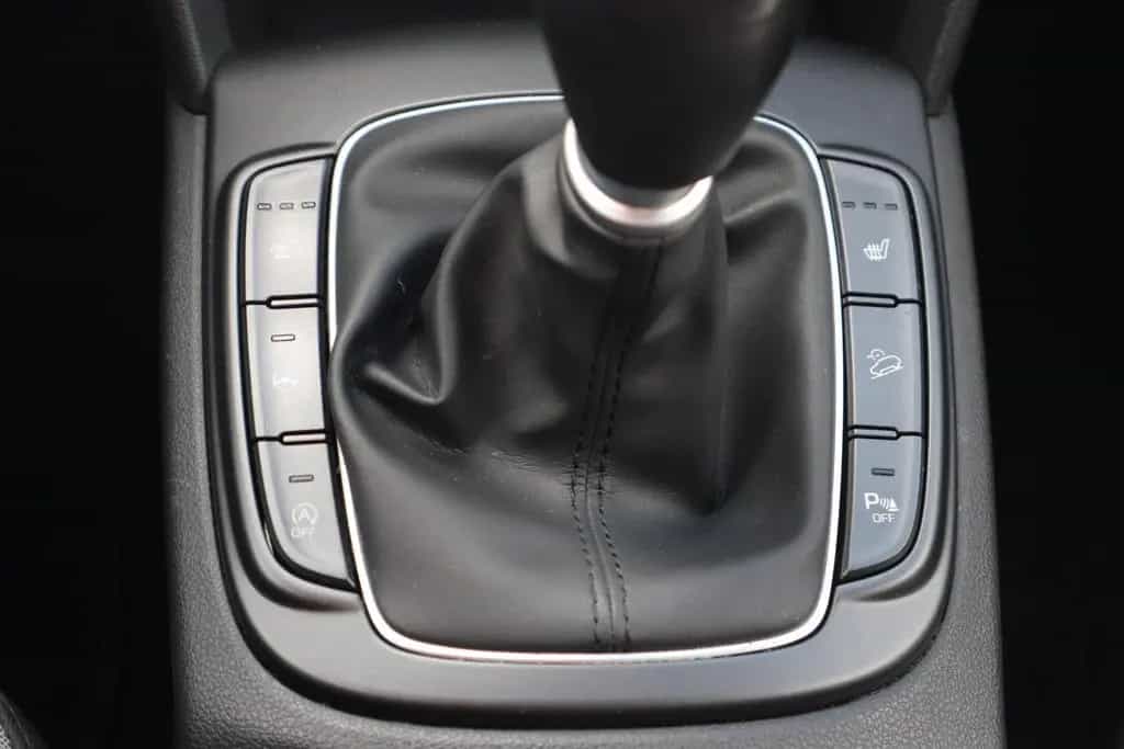 Hyundai KONA 1.0 T-GDI Trend 2WD LED Navi Kamera DAB USB 06/2019-photo-16
