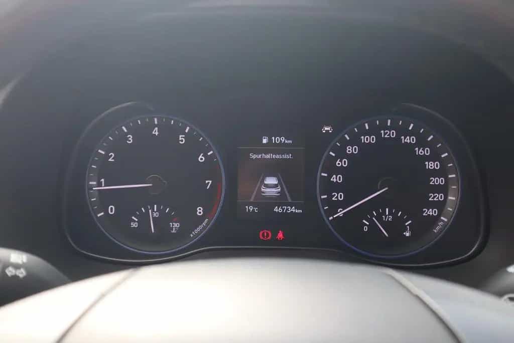 Hyundai KONA 1.0 T-GDI Trend 2WD LED Navi Kamera DAB USB 06/2019-photo-20