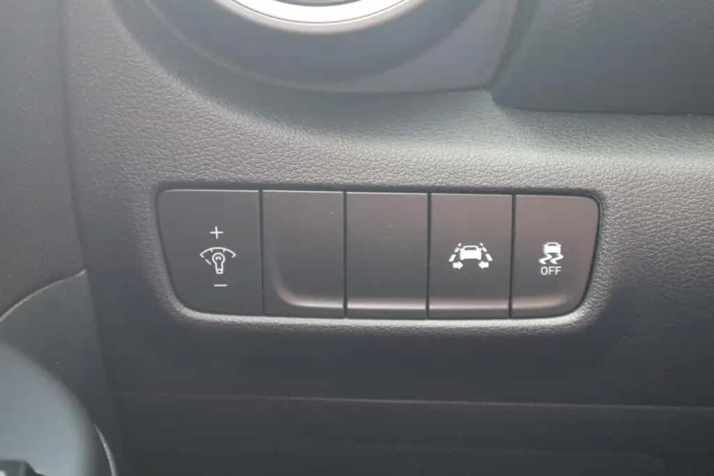Hyundai KONA 1.0 T-GDI Trend 2WD LED Navi Kamera DAB USB 06/2019-photo-25