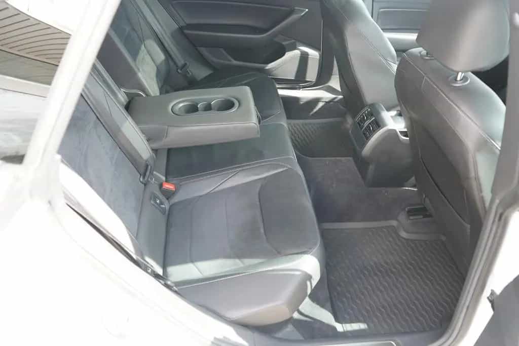 Volkswagen Arteon 2.0 R-Line LED Android Apple Sitzheizung 08/2018-photo-30