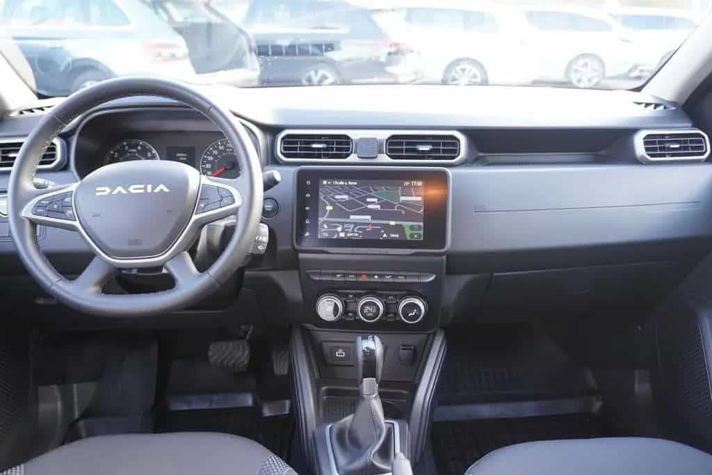 Dacia Duster II 1.3 TCE 360° Totwinkel Android Apple 08/2024-photo-11