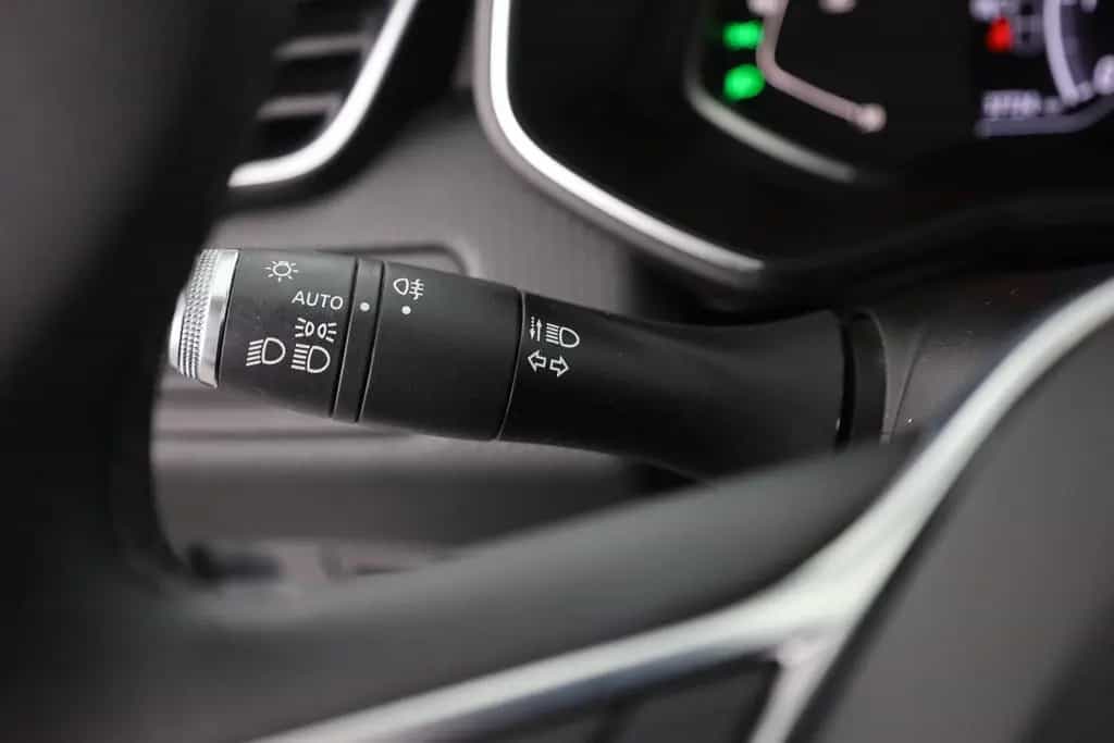 Renault Clio 1.0 TCE Intens VC LED Navi Sitzheizung DAB 10/2020-photo-17