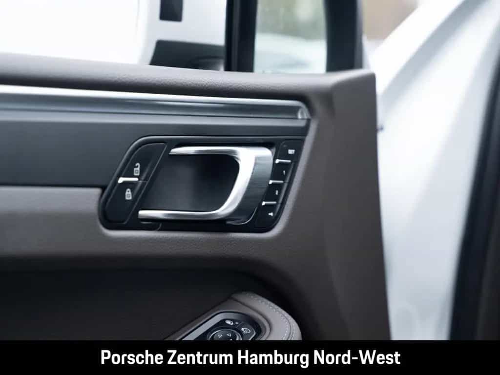 Porsche Macan Panorama PASM Servolenkung Plus 10/2021-photo-20