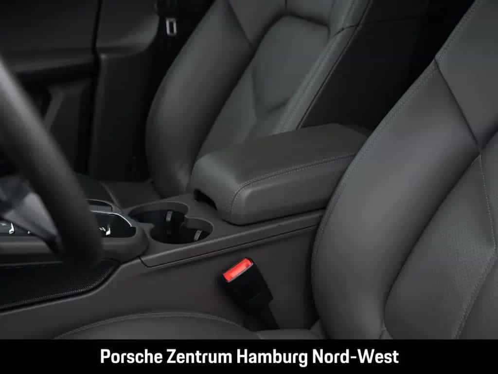 Porsche Macan Panorama PASM Servolenkung Plus 10/2021-photo-21