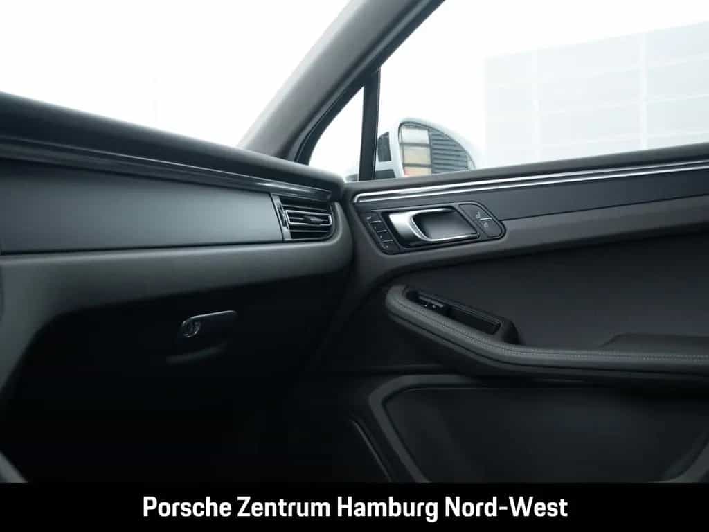 Porsche Macan Panorama PASM Servolenkung Plus 10/2021-photo-27