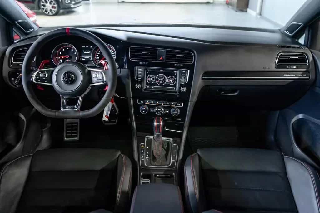 Volkswagen Golf 2.0 TSI GTI Clubsport PANO DYNAUDIO *KW* 05/2016-photo-21