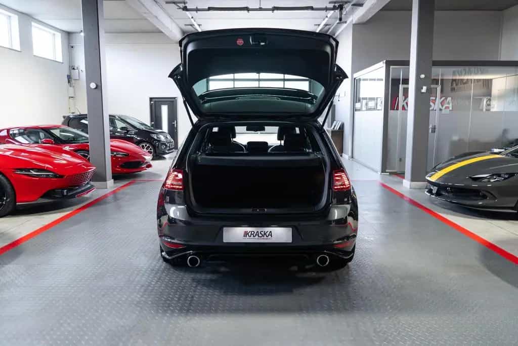 Volkswagen Golf 2.0 TSI GTI Clubsport PANO DYNAUDIO *KW* 05/2016-photo-7