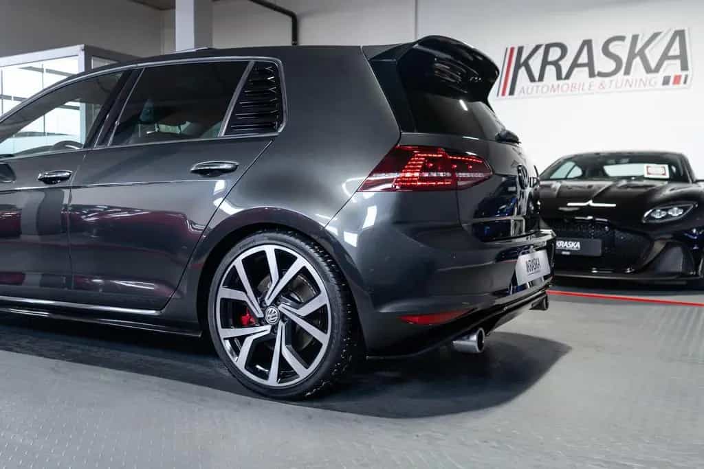 Volkswagen Golf 2.0 TSI GTI Clubsport PANO DYNAUDIO *KW* 05/2016-photo-8