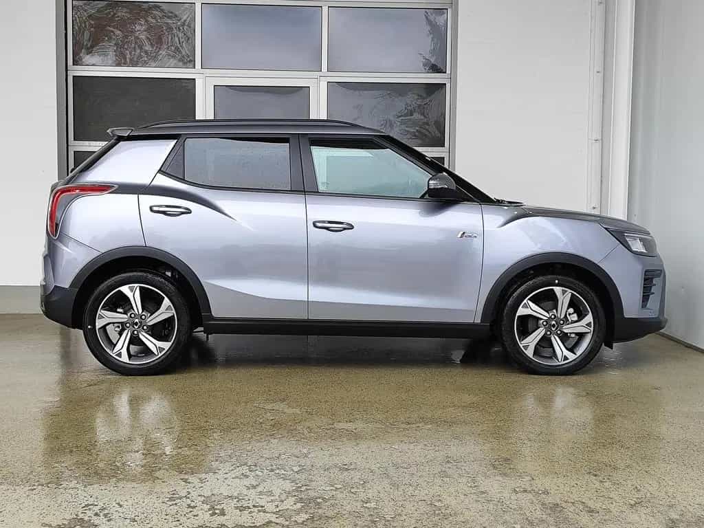 KGM Tivoli 1.5. P MT 2WD Platinum MY24 LED|Navi|RFK 10/2025-photo-24