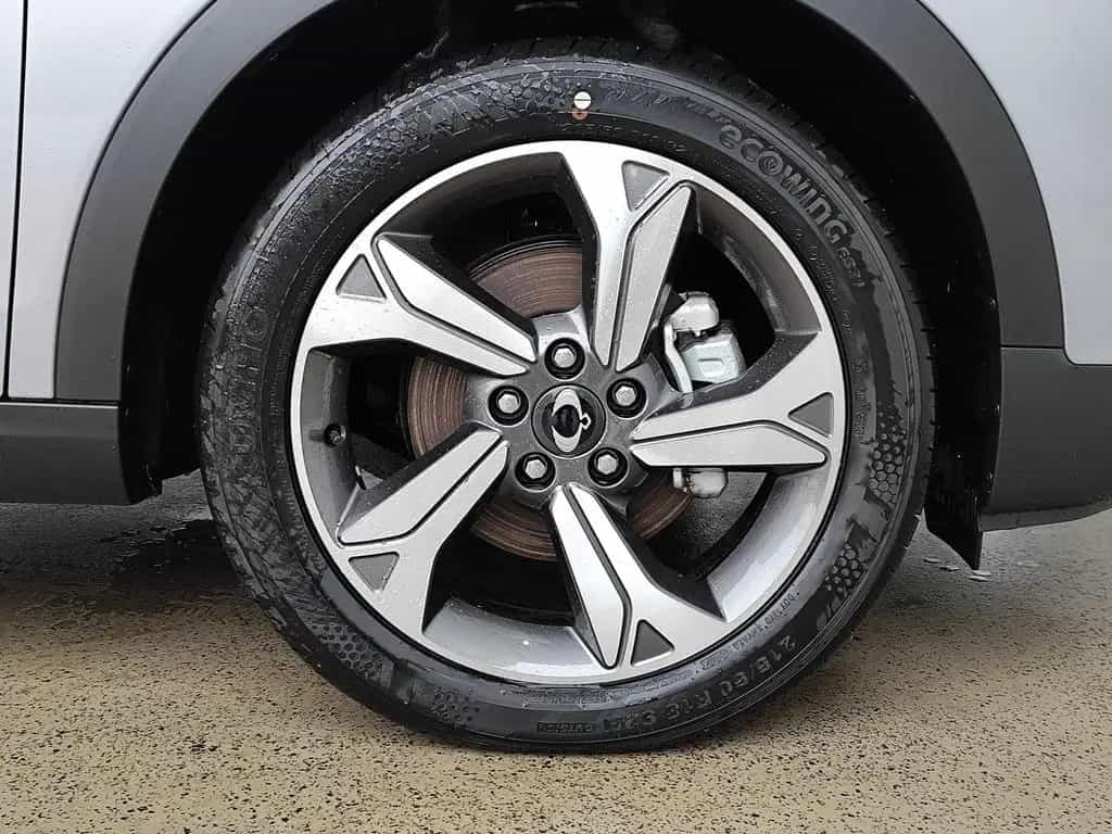KGM Tivoli 1.5. P MT 2WD Platinum MY24 LED|Navi|RFK 10/2025-photo-7