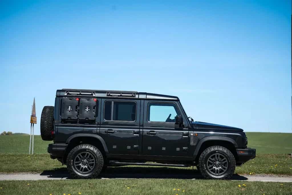 INEOS Grenadier 3.0L Twin-Turbo-Diesel 01/2023-photo-6