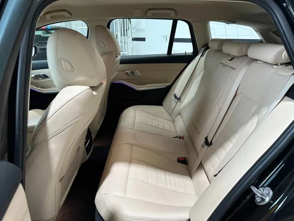 BMW 3 Series 320d xDrive Touring Sport Line Aut. Navi*Leder* 06/2021-photo-9