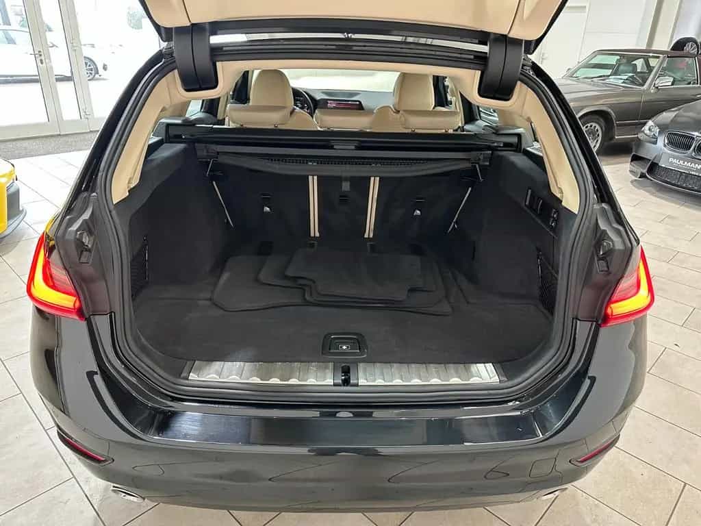 BMW 3 Series 320d xDrive Touring Sport Line Aut. Navi*Leder* 06/2021-photo-12