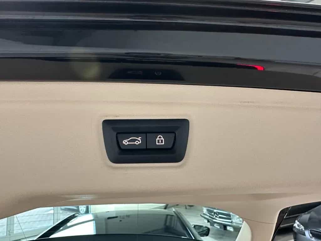 BMW 3 Series 320d xDrive Touring Sport Line Aut. Navi*Leder* 06/2021-photo-13