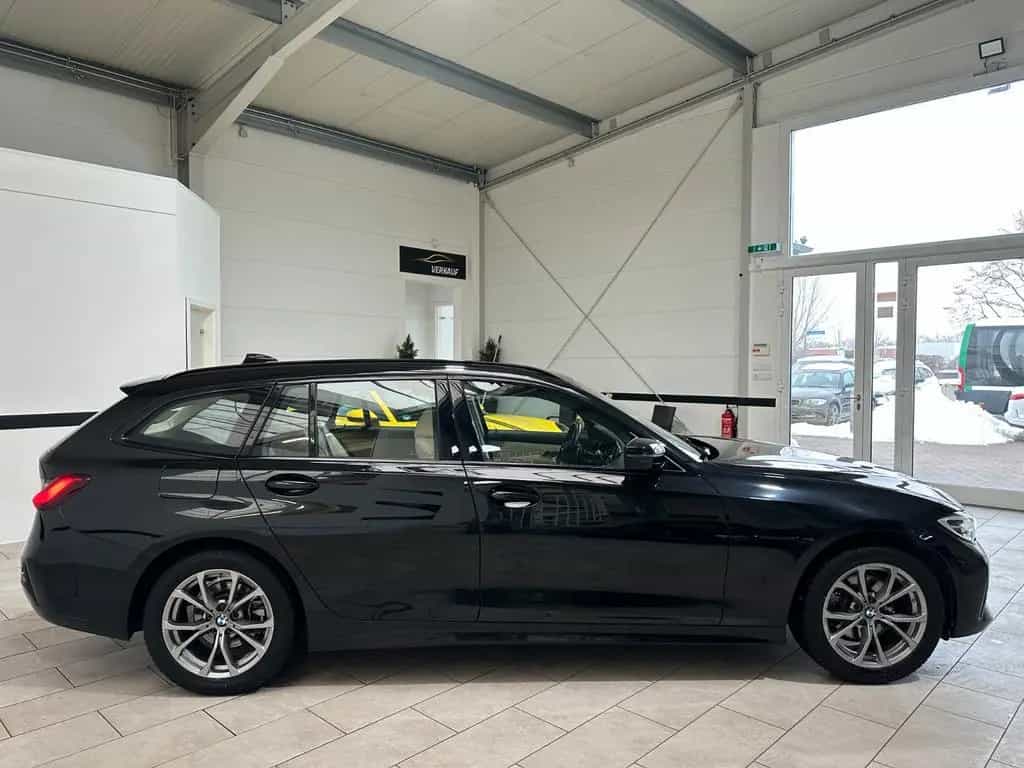BMW 3 Series 320d xDrive Touring Sport Line Aut. Navi*Leder* 06/2021-photo-14