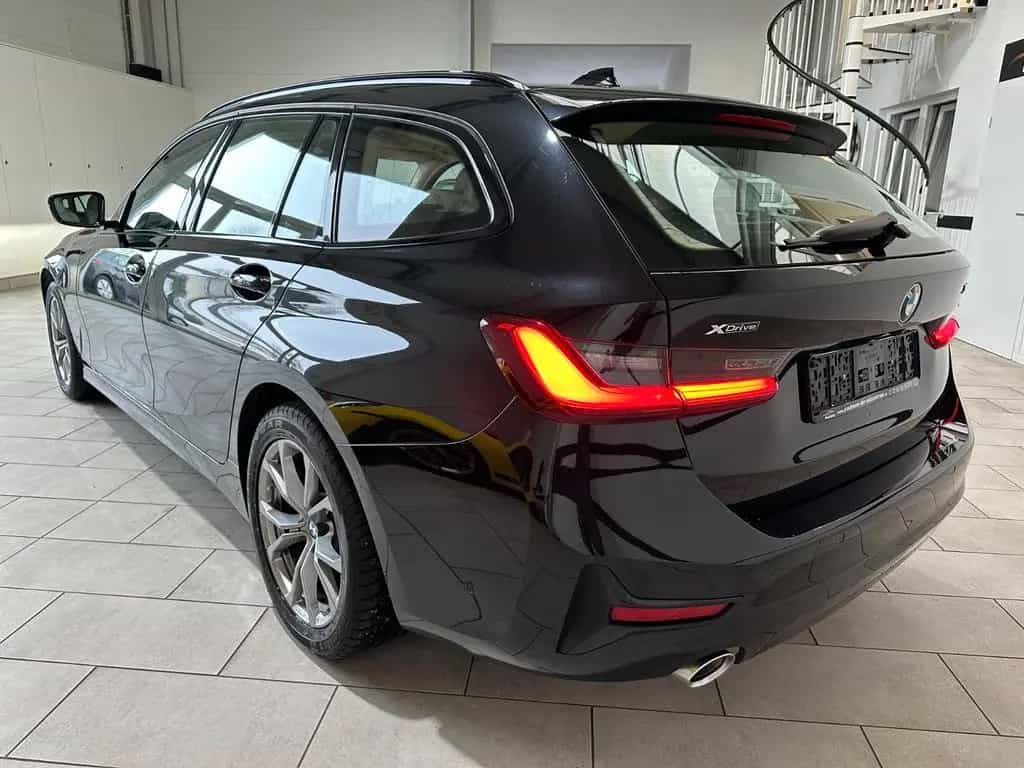 BMW 3 Series 320d xDrive Touring Sport Line Aut. Navi*Leder* 06/2021-photo-16