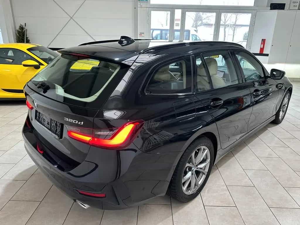 BMW 3 Series 320d xDrive Touring Sport Line Aut. Navi*Leder* 06/2021-photo-19