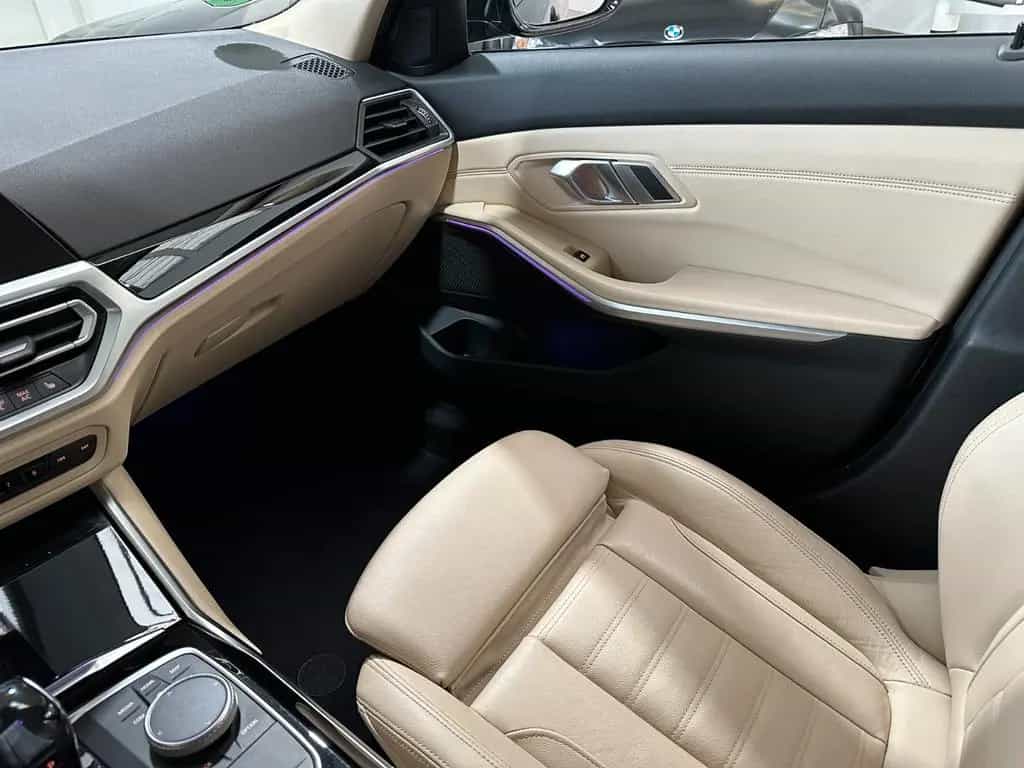 BMW 3 Series 320d xDrive Touring Sport Line Aut. Navi*Leder* 06/2021-photo-7
