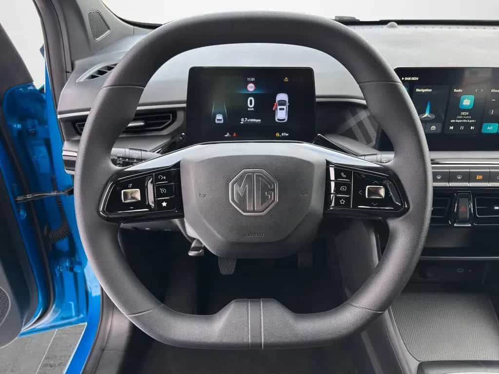 MG MG3 1.5 T 85 kW Comfort NAVI RFK TEMP 7J GAR.!!! 10/2025-photo-9