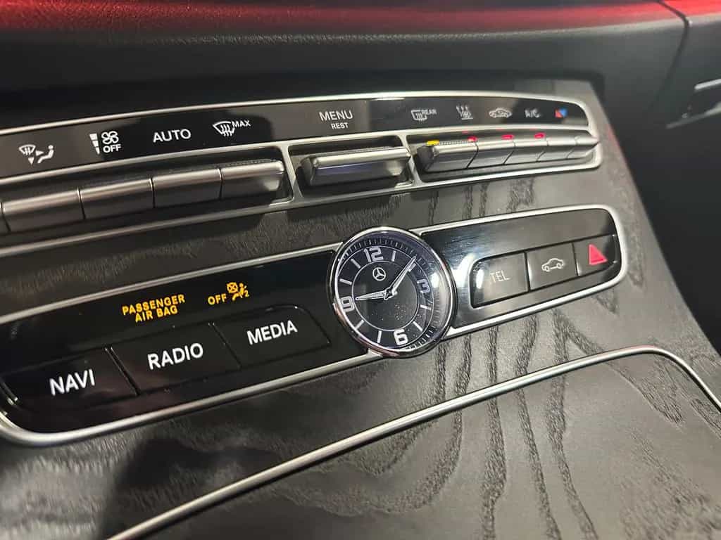 Mercedes-Benz E-Class 200 T*AMG*360°-MULTIBEAM-BURMESTER-ST.HZ-ACC 08/2018-photo-42