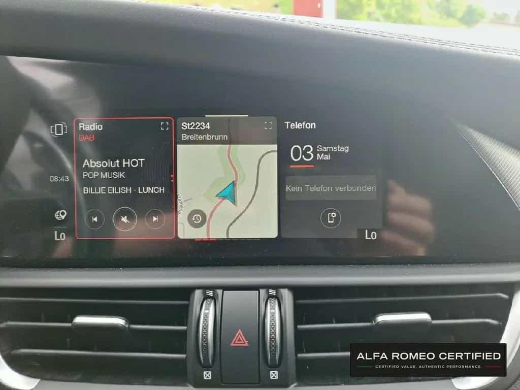 Alfa Romeo Giulia Veloce 2.0 Turbo 16V AT8-Q4 01/2025-photo-15