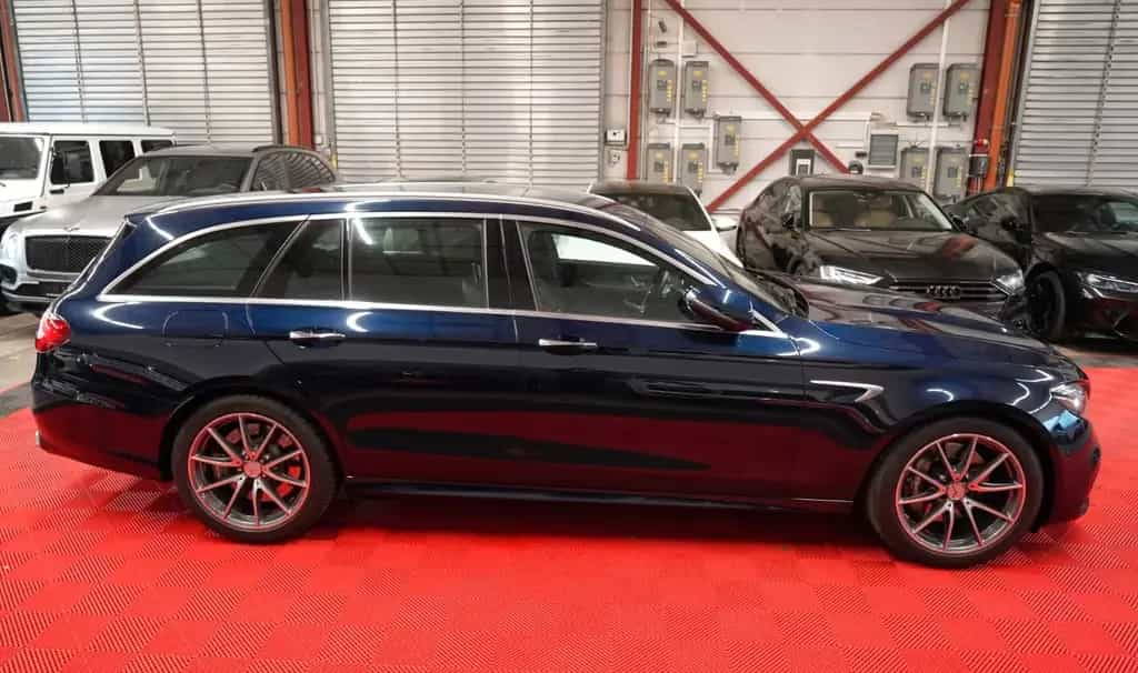 Mercedes-Benz E-Class T. 4Matic *Unfallfrei*LED*Acc*Head-Up* 12/2017-photo-3