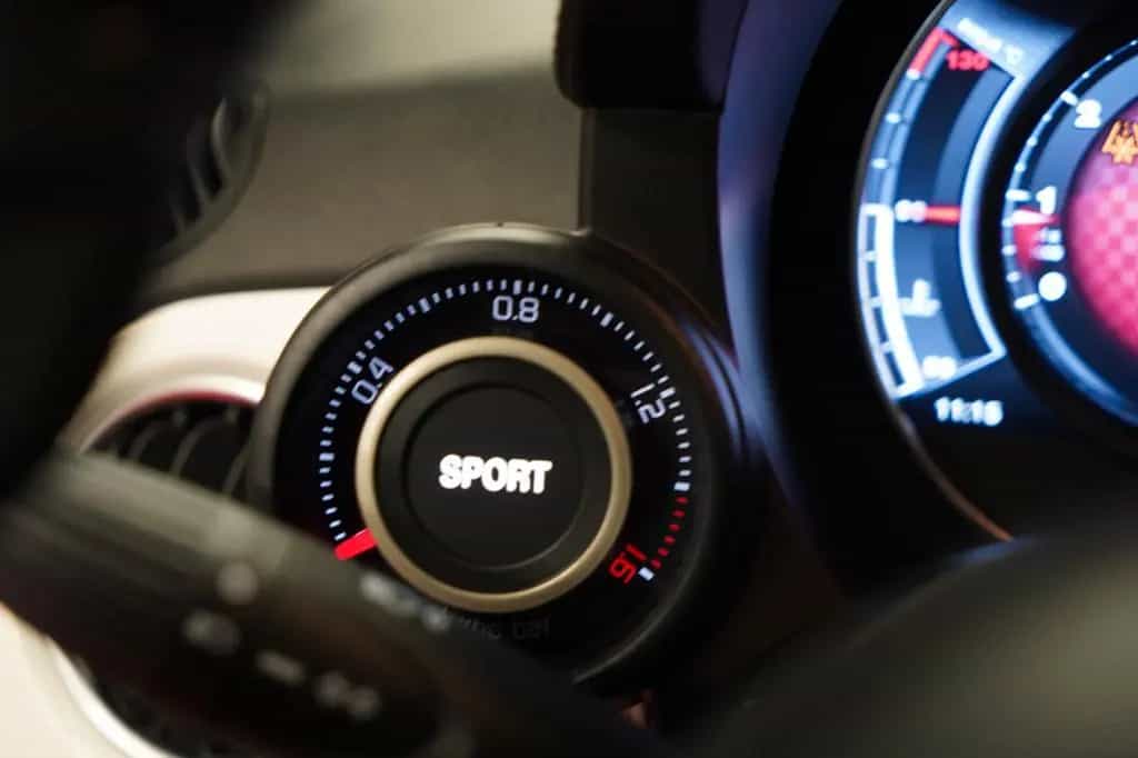 Abarth Cabrio 595 1.4 Turbo Wenig-Km*Bi-Xenon*Navi* 11/2016-photo-20
