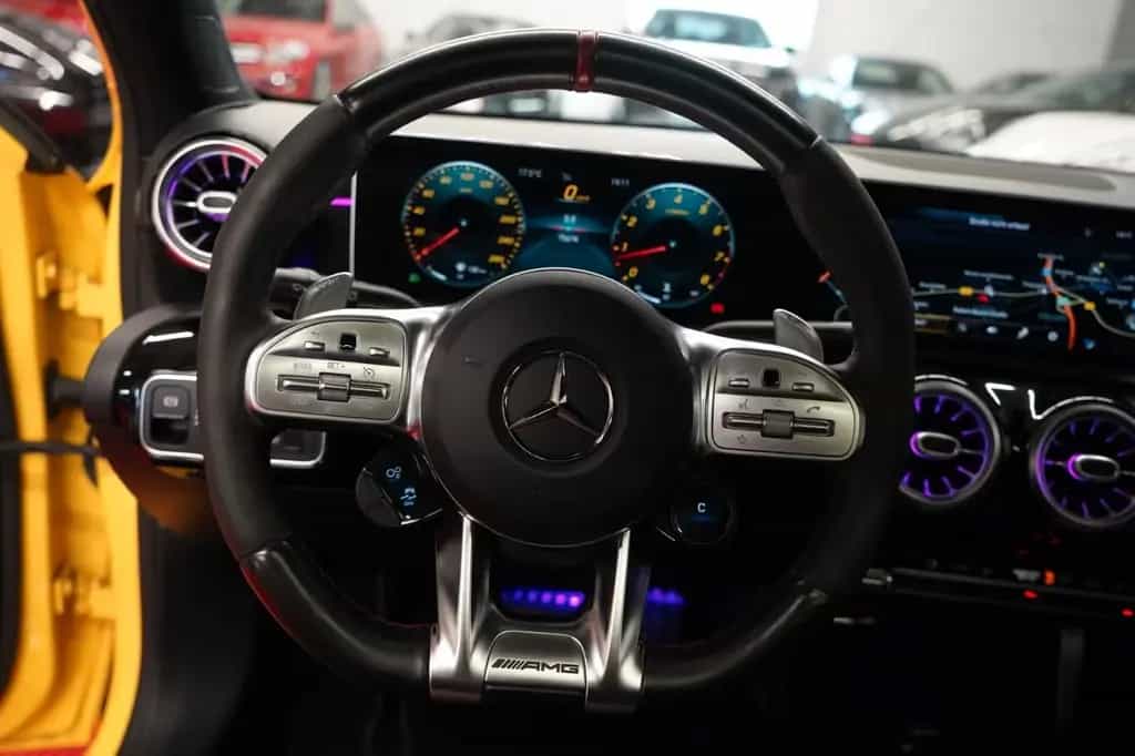 Mercedes-Benz A-Class 35 AMG 4Matic Unfallfrei*LED*Pano* 03/2019-photo-17
